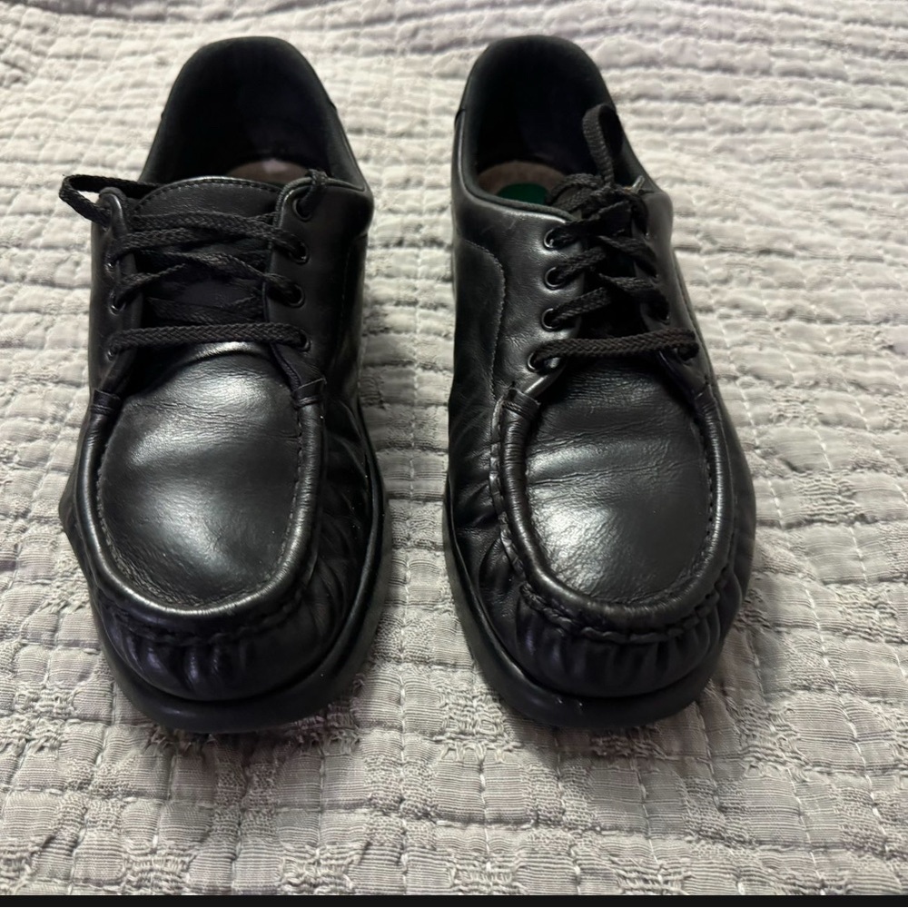 SAS shoes Woman’s Size 8.5 Pre-owned